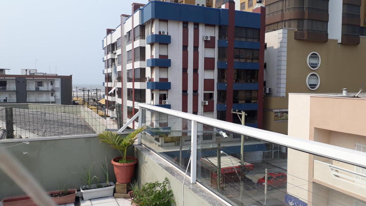 Edificio Longo Jk Kitinet Lägenhet Capão da Canoa Exteriör bild
