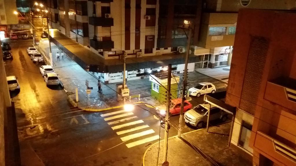 Edificio Longo Jk Kitinet Lägenhet Capão da Canoa Exteriör bild