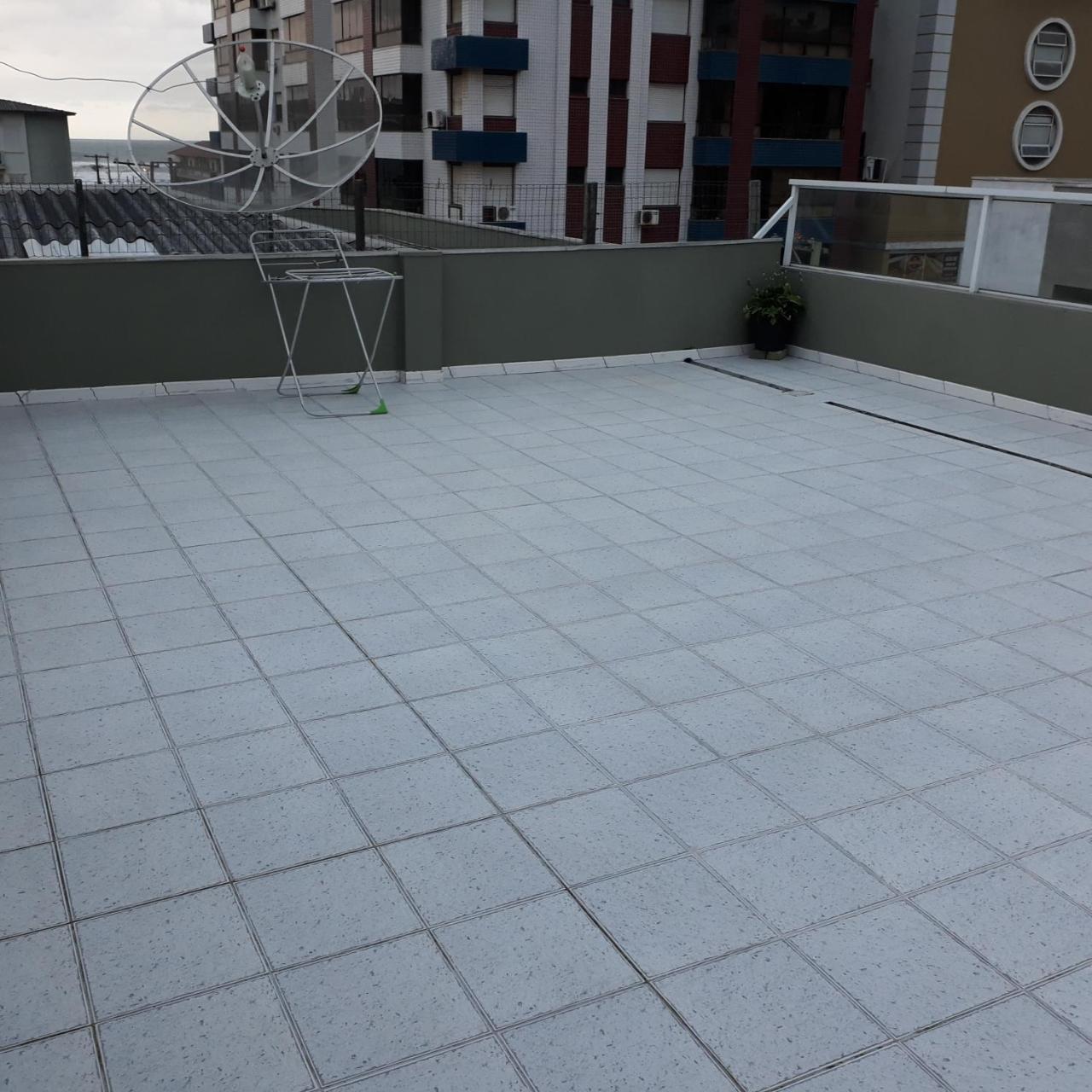 Edificio Longo Jk Kitinet Lägenhet Capão da Canoa Exteriör bild