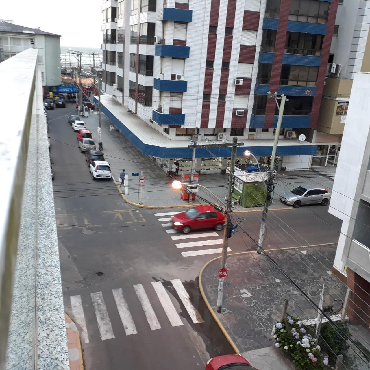 Edificio Longo Jk Kitinet Lägenhet Capão da Canoa Exteriör bild